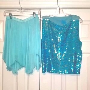 Irredescent teal square sequined top and pleated skirt